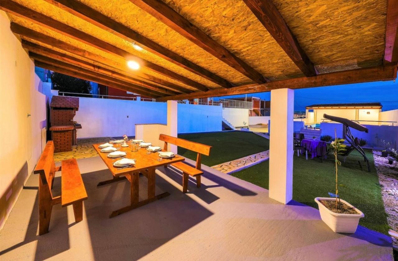 Villa Ana Kastel Sucurac Экстерьер фото